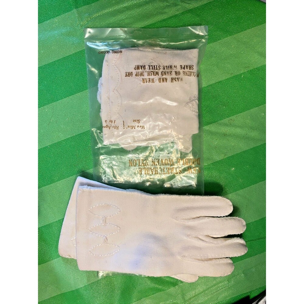 Vintage White Girls Gloves Lot 2 Pairs Size 1-3 Dress Formal